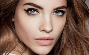Get Eyebrows R Us Hours
 Gif