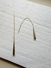 14K Solid Yellow Gold a Water Drop Long Threader Dangle a Pair of Earrings