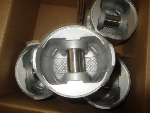 NEW 4 Piston Sealed Power H542P FITS FORD MERCURY 1.9L 116CU FREE SHIP CHEAPEST - Foto 4 di 4