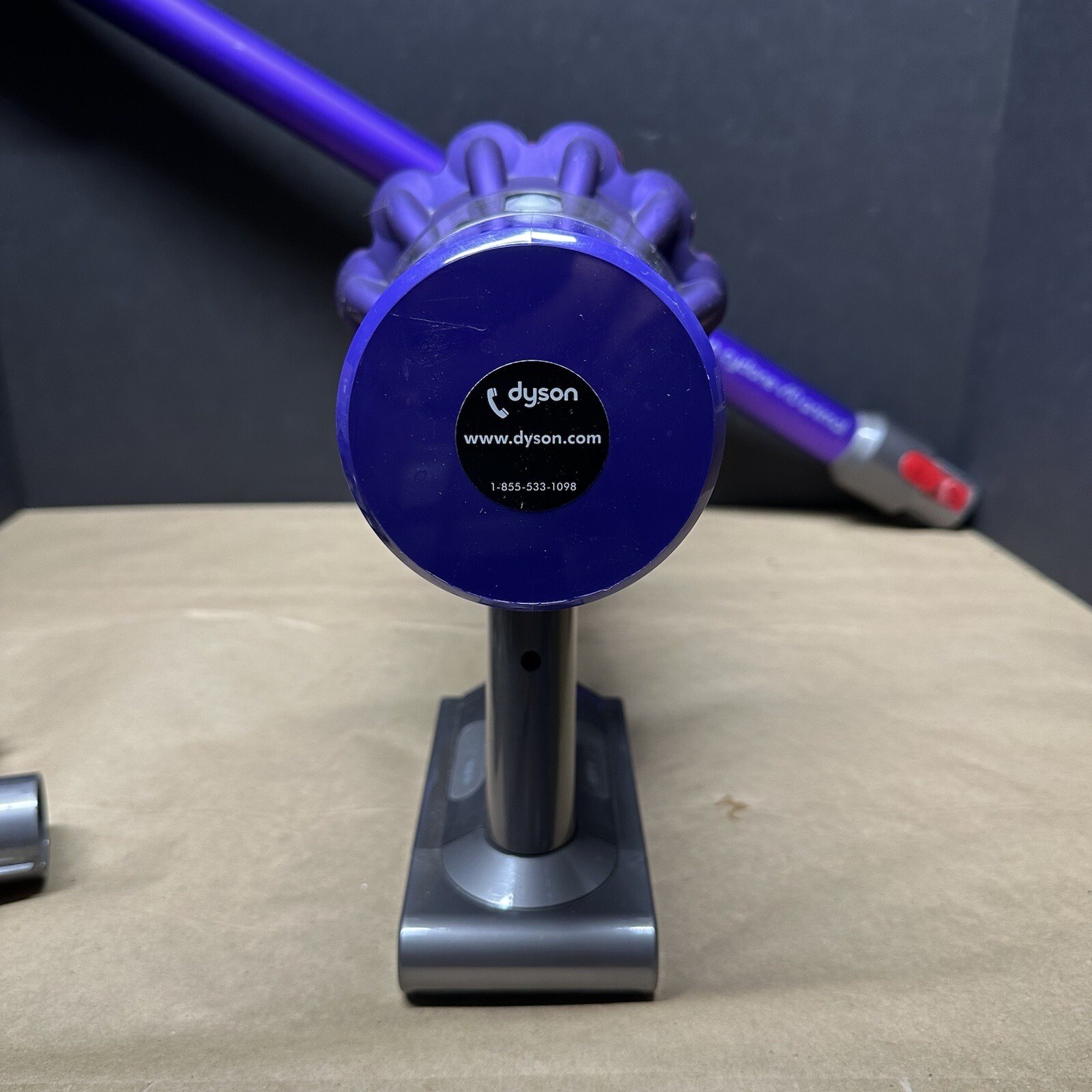 Dyson Cyclone V10 Animal Cordless Stick Vacuum w/ 1 Attachment