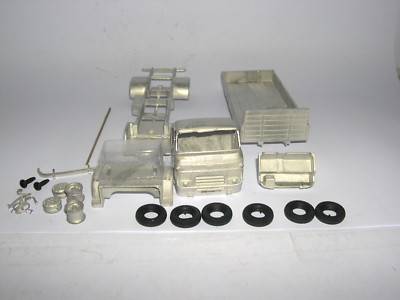 Promod Truck Kits 1/50th Scale Karrier Gamecock Dropside Long Chassis (L130mm)