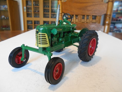 Vintage 1989 SpecCast 1:16 Oliver Super 44 Tractor, Toy Tractor Times, LE, NIB - Picture 17 of 24