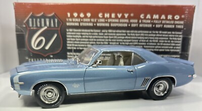 Highway61/'69 Chevyシボレー Camaroカマロ 1/18 Highway 61 1/18 Scale 1969 Chevy Camaro SS “Blue Version