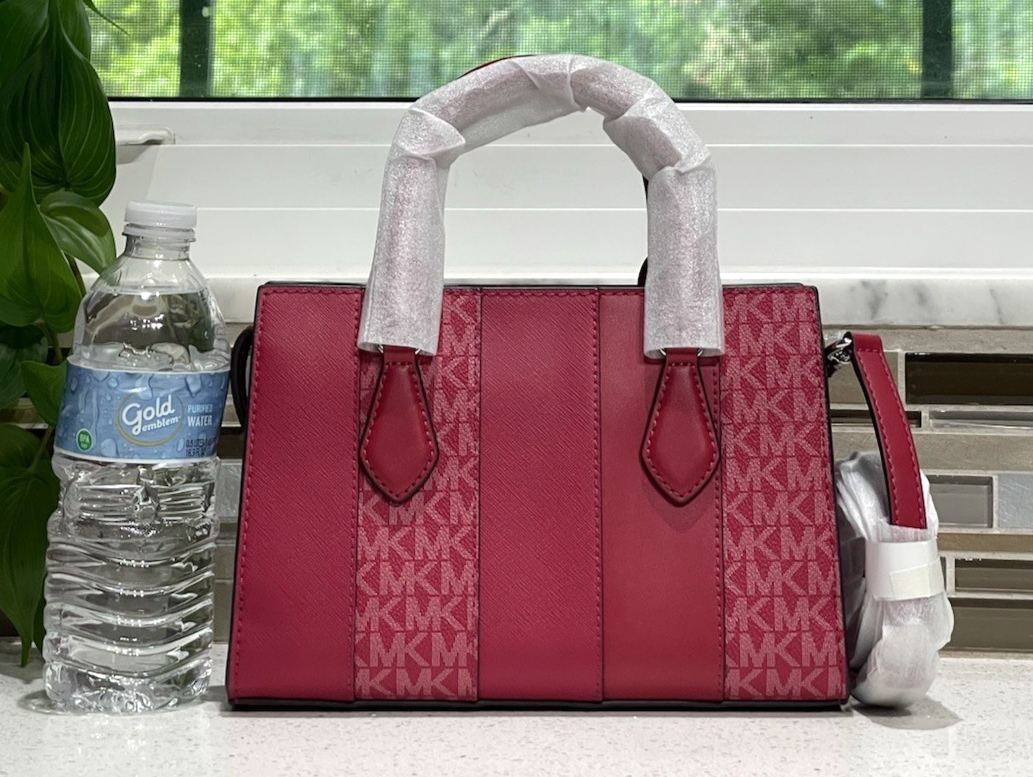 MICHAEL KORS ピンク サコッシュ2点おまとめ品 MICHAEL KORS マイケルコース 二つ折り財布 レディース ピンク