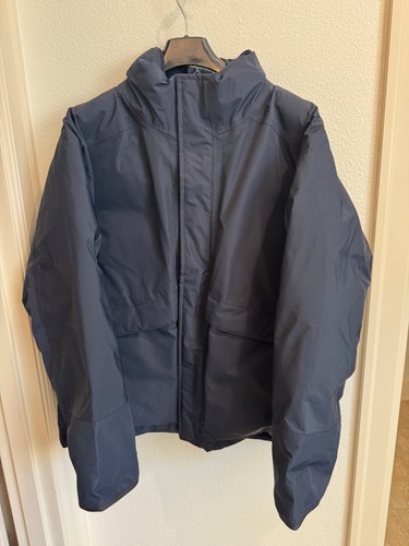 Nanamica Japan 24AW Gore-Tex Short Down Jacket Waterproof Navy Blue Medium - Picture 2 of 9