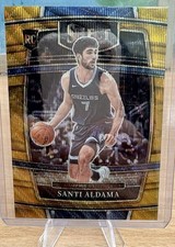 2021-22 Panini Select - Concourse Santi Aldama #64 Gold Wave Prizm (RC), SSP