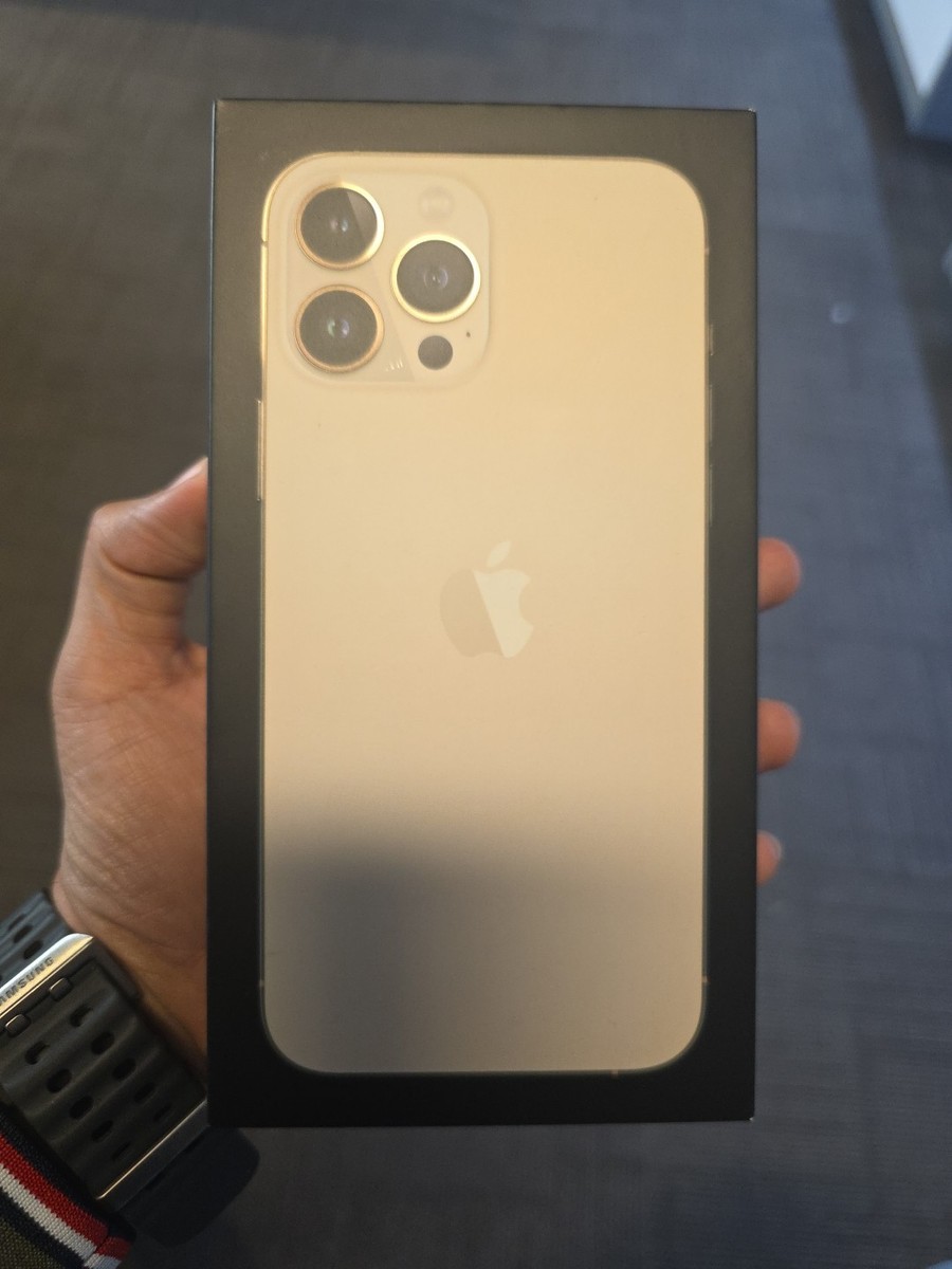 【Luat Nguyen】iPhone13ProMax256GBゴールド Apple iPhone 13 Pro Max - 256 GB - Gold (Unlocked) for sale