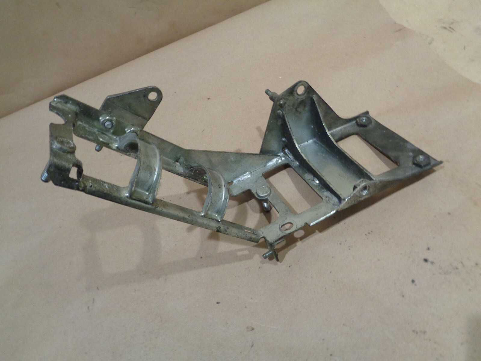 Maserati 4200,Quattroporte Power Unit Support Bracket  P/N 185891