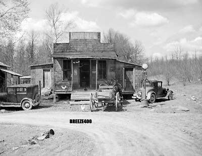 Buildings & Architecture/1930's BUTTERMILK JUNCTION INDIANA/4x6 B&W Photo Rpt.
