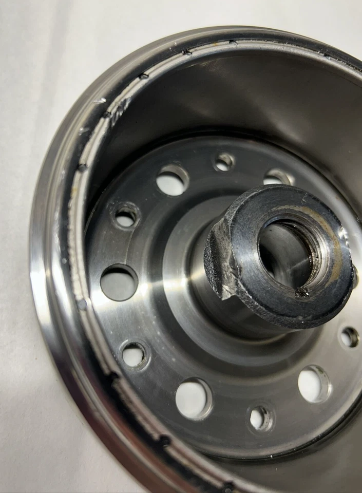 Rotor de encendido KTM 950  Foto 2 de 4