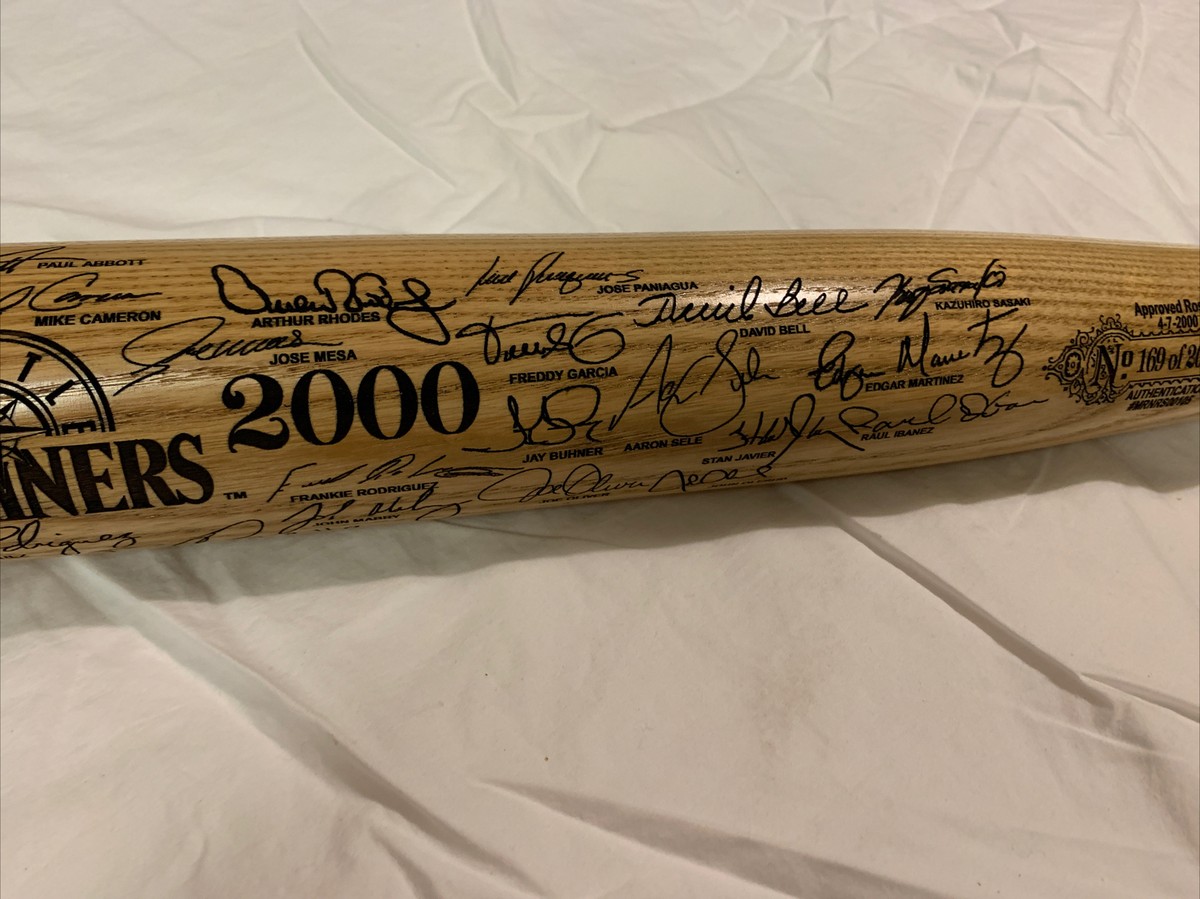 Seattle Mariner's MLB Limited Edition 2000 Wooden Baseball