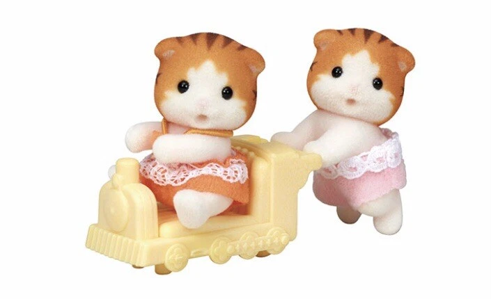 Maple cat family sales calico critters