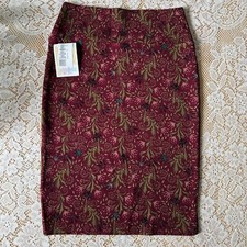 Lularoe Cassie Skirt Size Small NWT