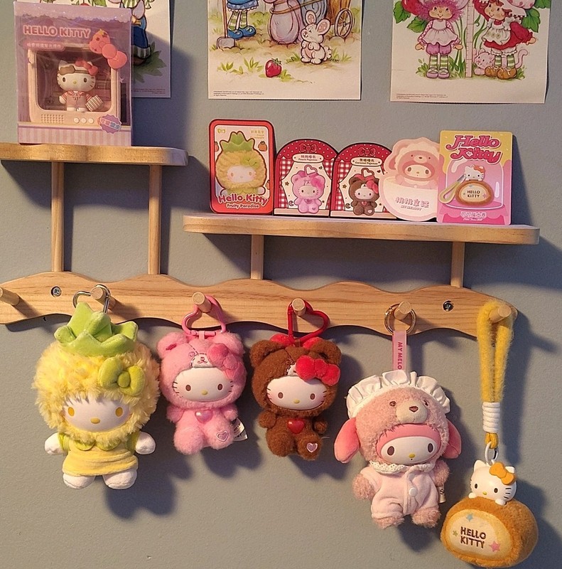 Hello Kitty Plush Keychain Stuffed Animal Lot w/ Display Cards, Multicolor