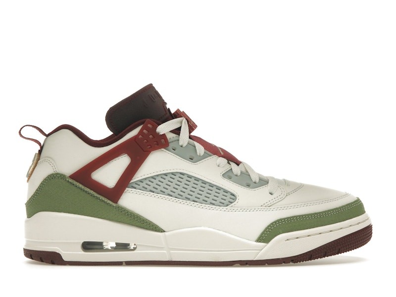 Кроссовки Air Jordan Low of the Year of the Dragon - FJ6372-100 33490₽