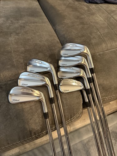 Fers De Golf Titleist Fers Titleist T100 Forgés 4-PW 2021 - Dynamic Gold 105 S300 - Droiter Rigide Titleist T100 Fers Forgés