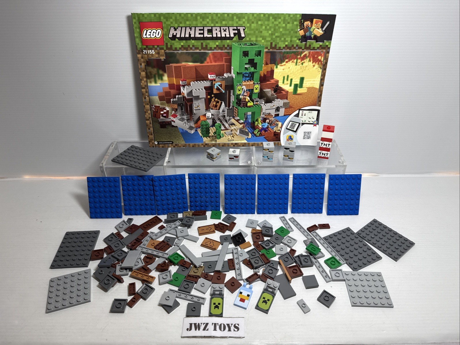 LEGO Minecraft - 21155 - The Creeper Mine For Parts / Extra With Manual - 335