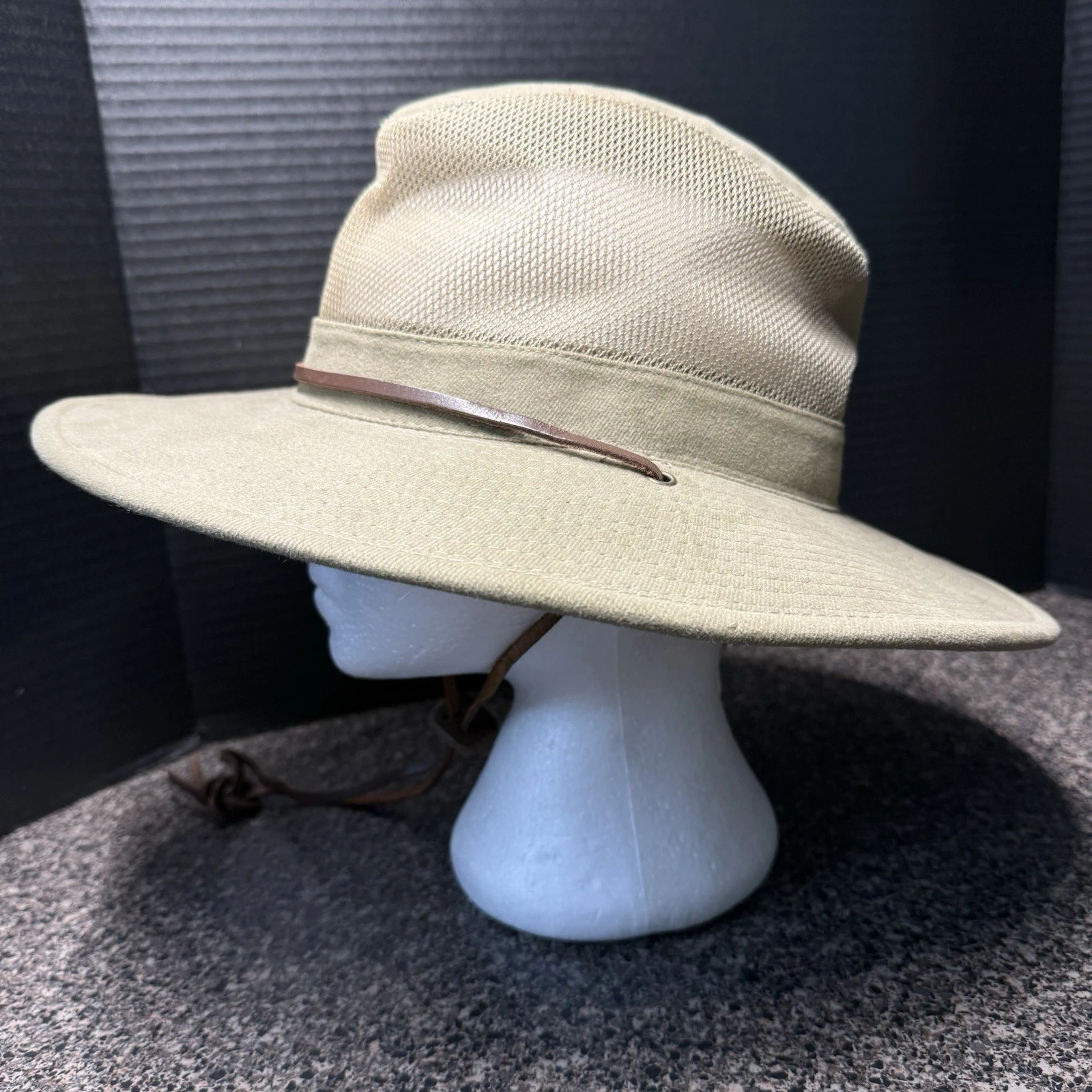 Dorfman Pacific Men’s Safari Sun Hat Large Khaki Vented Mesh Wide Brim Outback
