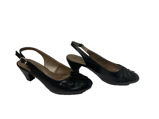 Soft Style by Hush Puppies women's size 7W black Slingback closed toe shoes - Image 2 of 4