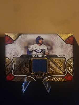 2025 Topps Tier One - Max Muncy Tier One Relics Game Used 47/199 Gold