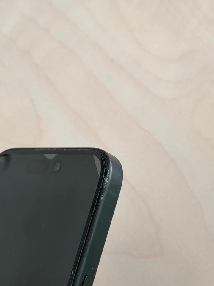 Apple iPhone 15 · 128GB, foto 2 di 5