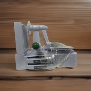 Veggetti Pro Table-top Spiral Vegetable Cutter