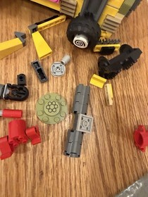 LEGO TMNT: Shellraiser Street Chase (79104) INCOMPLETE - SPARE PARTS