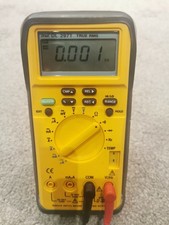 Multimètre numérique UEi / Di-LOG TRUE RMS DL279T - avec fils de test