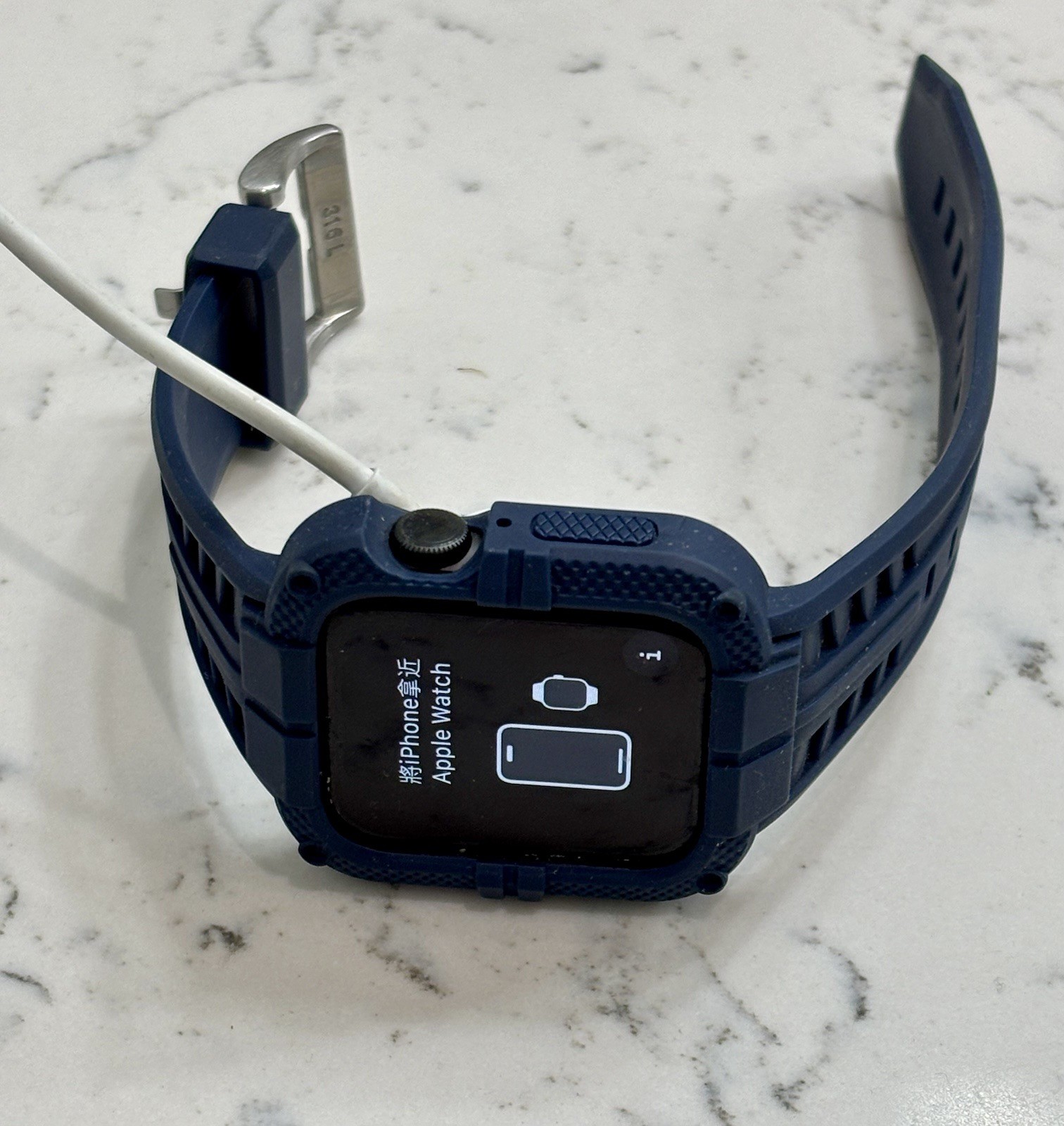 Apple Watch Series 5 (44mm) - image 1