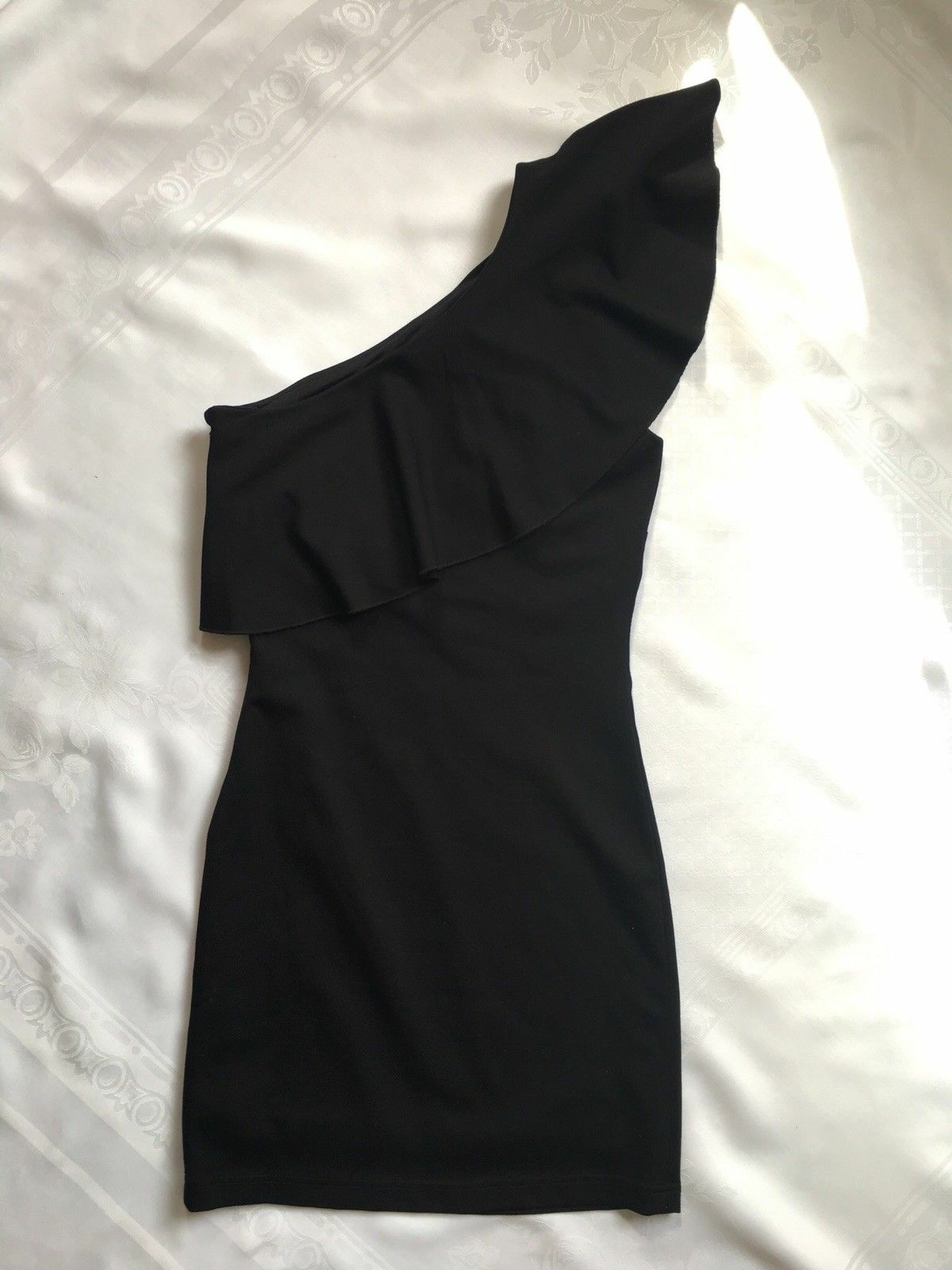 New H&M Gold Label Black One Shoulder Ruffle Party Cocktail Knit Dress LBD 10UK thumbnail 3