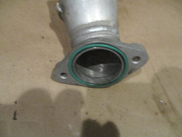 Ferrari 488 - RH Hose Connector Flange For Intercooler- P/N 317448