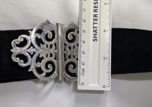 Antique Silver Nurses Belt Buckle Hallmarked 1911, Ornate Openwork, needs repair - Picture 9 of 23