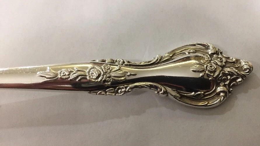 Cuchara de plata de ley Lunt Delacourt Foto 2 de 4