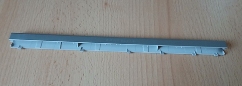 Cubierta de bisagra HP EliteBook 840 G5 *1 pieza* *usado* - Imagen 5 de 5