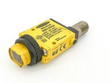 Banner SM312DQD Mini-Beam Photoelectric Sensor 10-30VDC