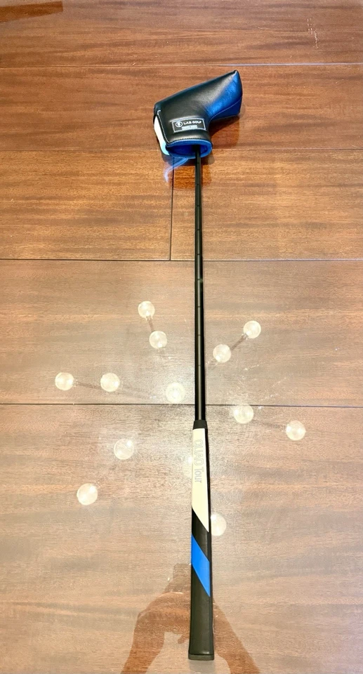 Putter para diestros Lab Golf Link 1 35 COMO NUEVO con cubierta Foto 2 de 4