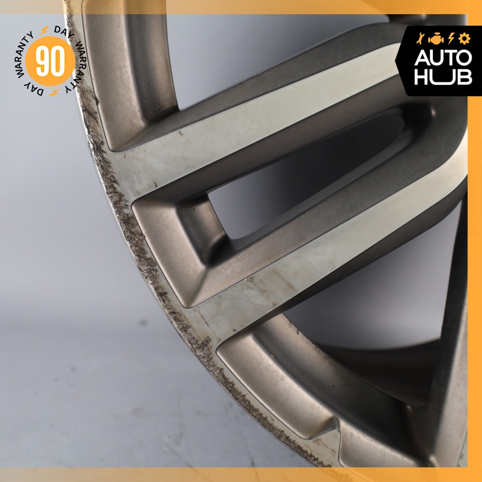Maserati Quattroporte M156 S Q4 10 x 19 19" Rear Wheel Rim 670010629 OEM