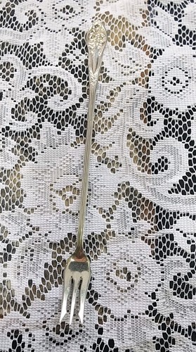 ART NOUVEAU ANTIQUE c1913 FAIRFIELD ONE SILVERPLATE "8" PICKLE & OLIVE FORK🥒🫒 - Bild 9 von 16