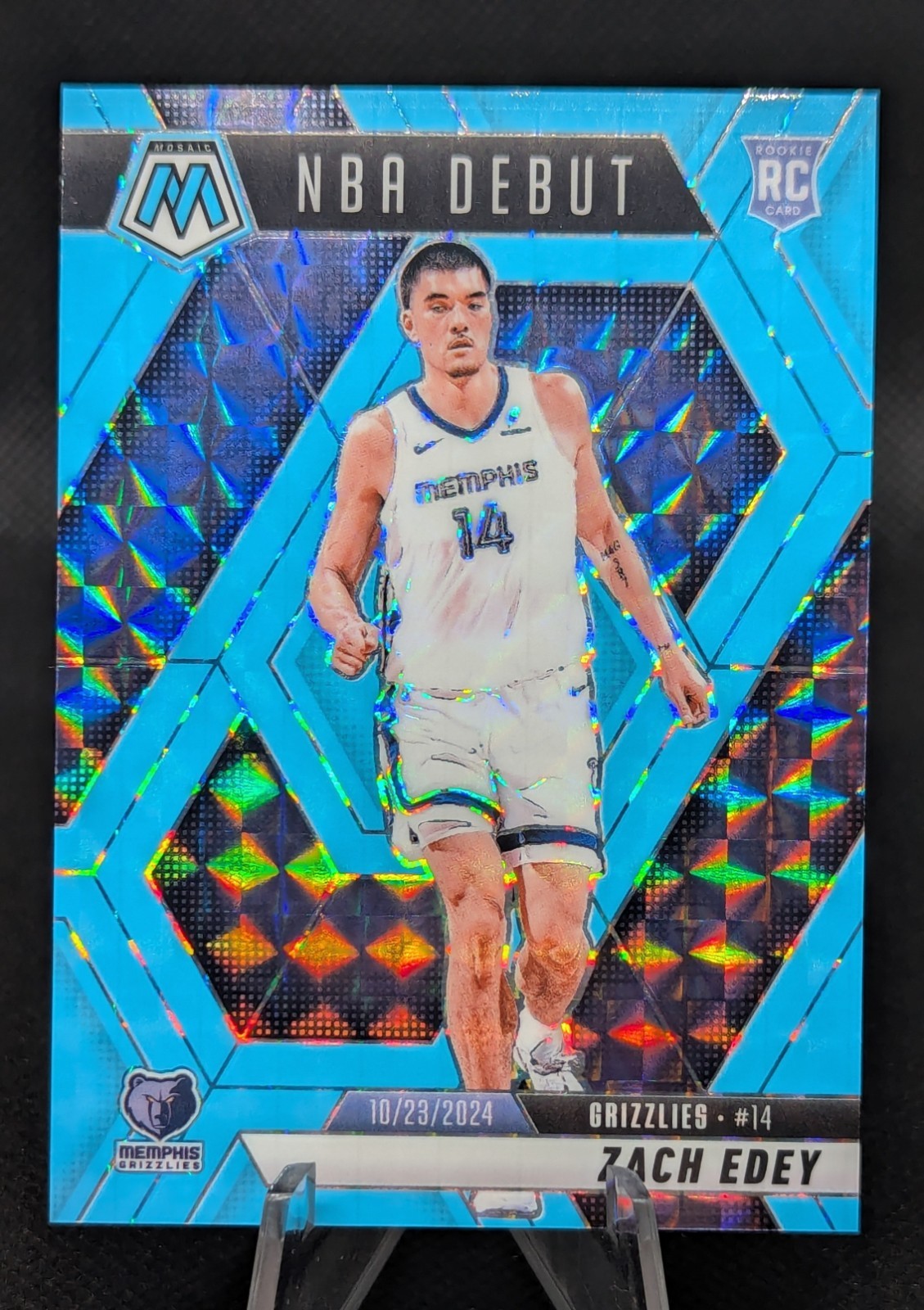 2024-25 Panini Mosaic - Blue Fluorescent /75 Zach Edey RC #251 Grizzlies