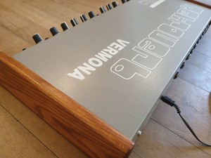 VERMONA-RETROVERB-voll-analoger-Federhall-mit-Filter-und-Huellkurve