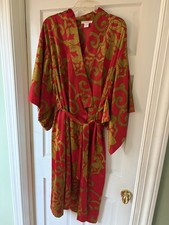 Natori Private Luxuries Kimono Robe Red Gold Medallions Satin Pockets Medium