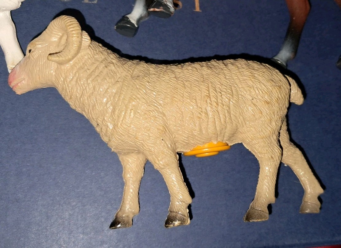 Picture 3 of 10