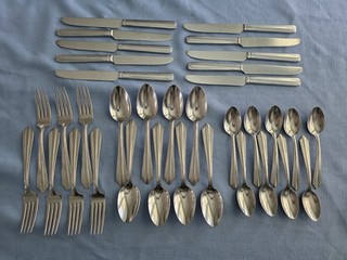 Vintage 34 Piece Set Royal RFL9 glossy stainless by Allegheny Steel