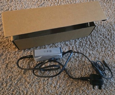 Original 39W Microsoft Surface Laptop 2/3/4/5 Pro 4/5/6/7/8/9 Ladegerät mit USB Port