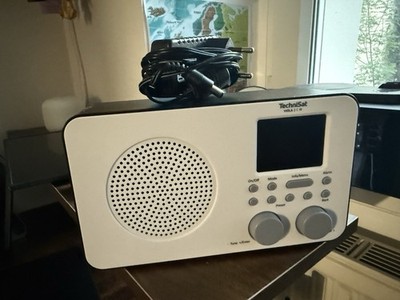 TechniSat Viola 2 C IR, Tragbares DAB+/UKW Internetradio radio