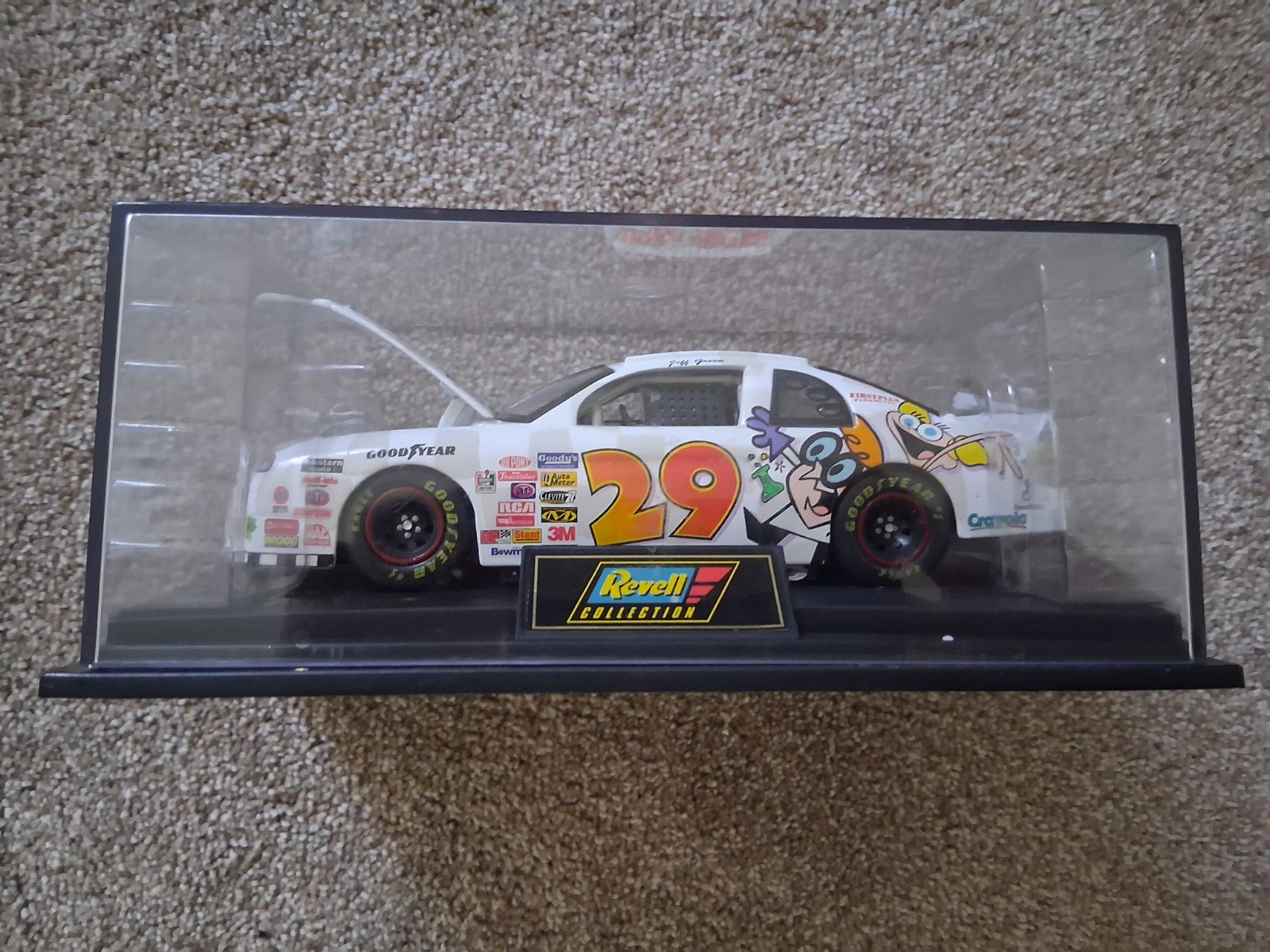 Vintage Racing Champions 1:24 Scale Grissom NASCAR Diecast Car White Cartoon Network