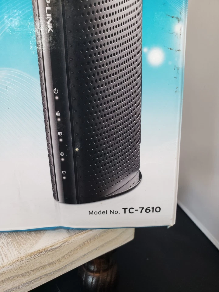 DOCSIS 3.0 Cable Moden TP-Link Modem Model: TC-7610 TC7610 ( No Cord ) - Image 2 of 4