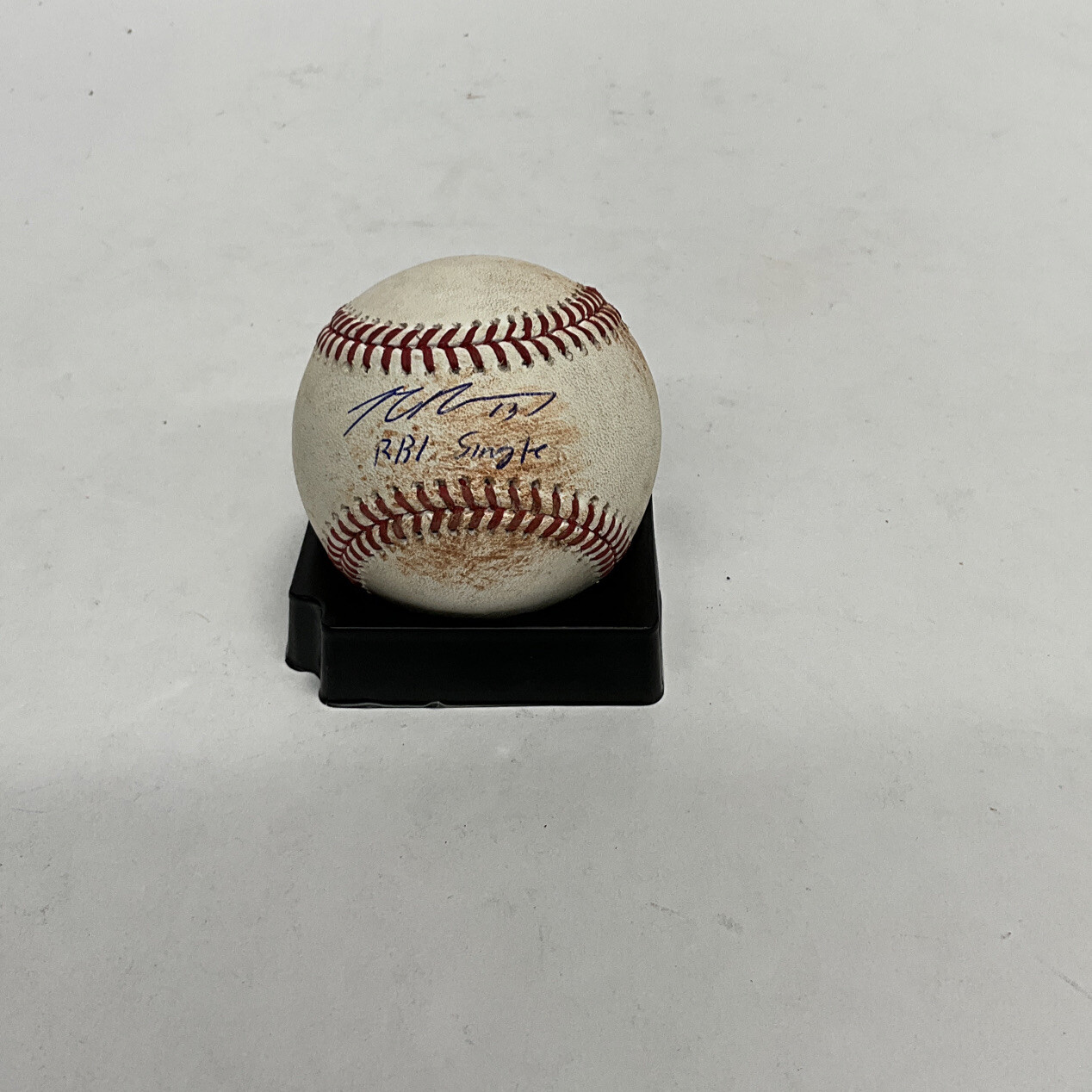 MAX MUNCY Autographed Signed Los Angeles Dodgers DODGERS GAME USED BASEBALL "RBI SINGLE" INSCRIPTION PSA 1C01996 