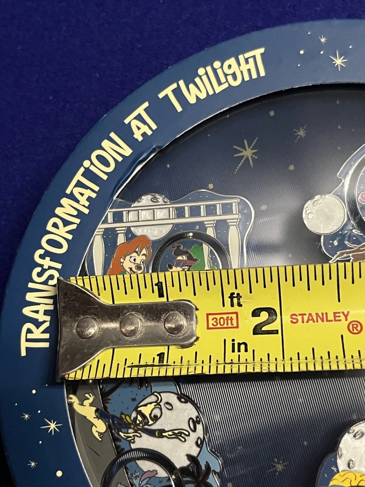 Juego de prendedores 2022 Disney Parks Transformations At Twilight Halloween Alice Stitch LE Foto 4 de 4