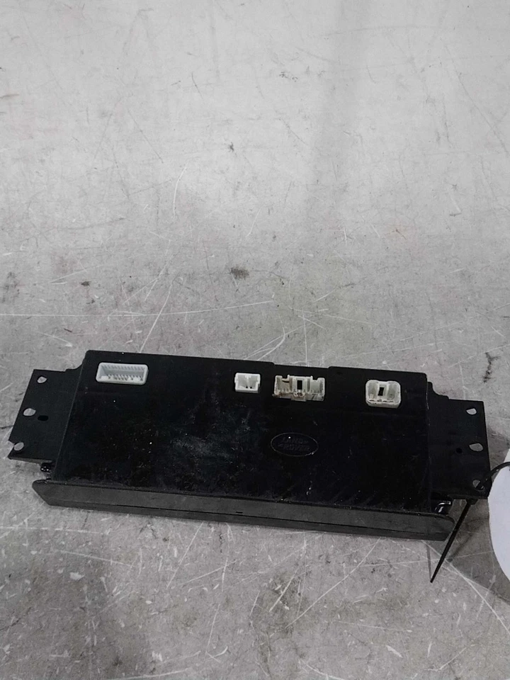 2008 Land Rover Range Rover Sport A/C Selector Switch OEM JFC501130 Used - Image 3 of 4